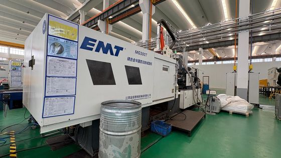 İyi bir fiyat. 150 Mm Ejector Stroke Magnesium Alloy Die Casting Machine with 5000 KN Clamping Force and 380V/50Hz Power Supply çevrimiçi