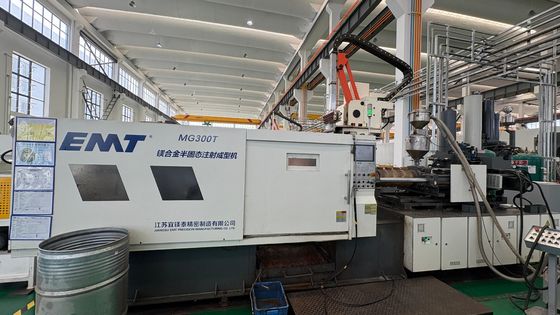 İyi bir fiyat. PLC Control System Magnesium Alloy Die Casting Machine with 380V/50Hz Power and 550 KW Total Electric Capacity for Customized Production çevrimiçi