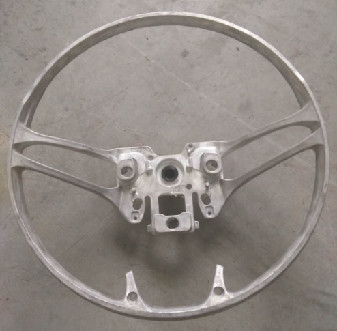 İyi bir fiyat. Bushing Car Steering Wheel Frame CNC Magnesium Auto Parts Tapping çevrimiçi